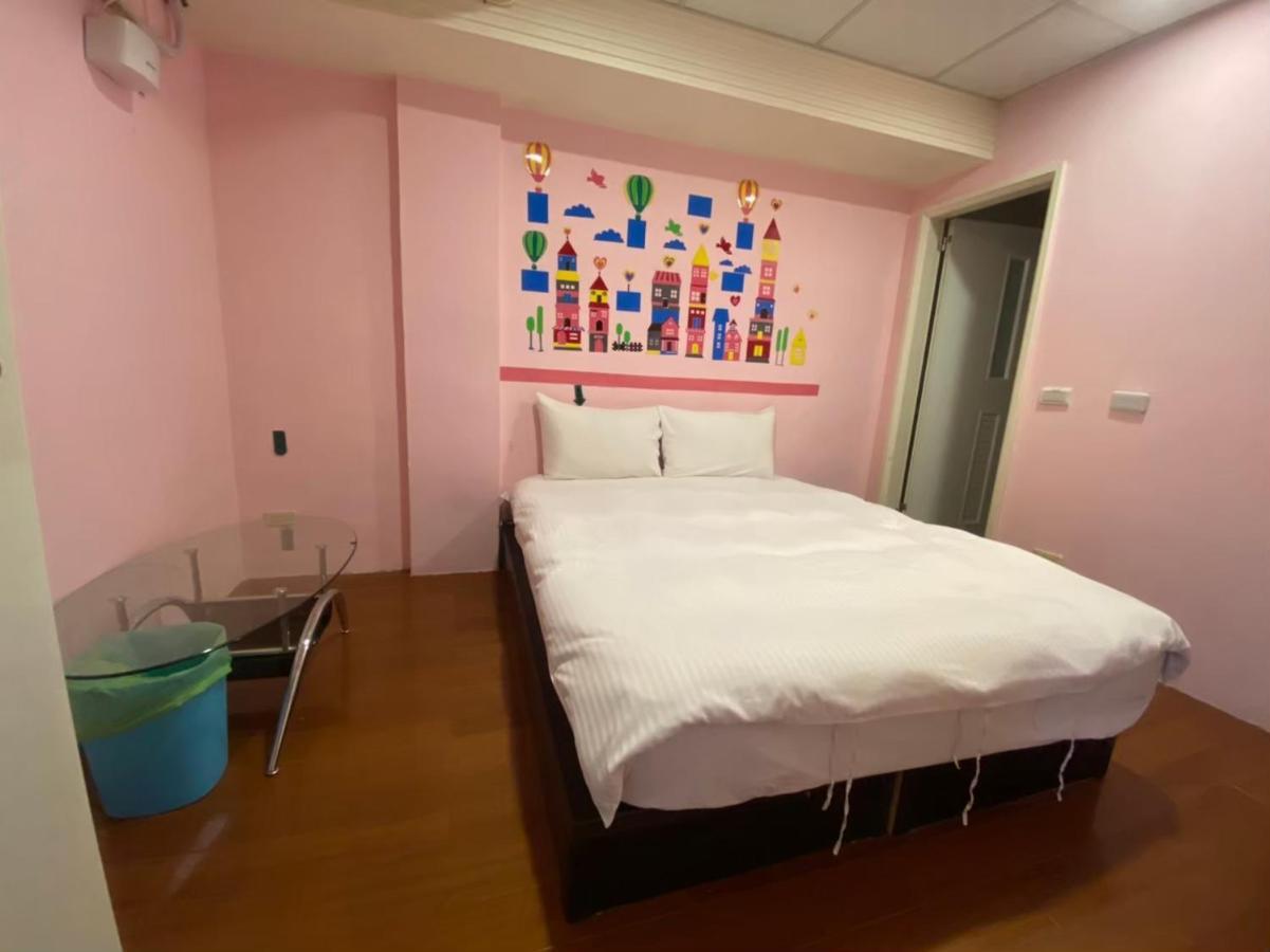 旅fun逢甲 Apartment Taichung Exterior photo